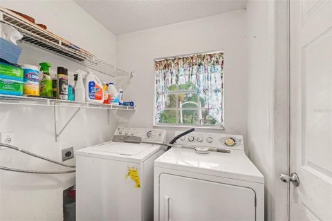House in Spring Hill, Florida 2 bedrooms, 111.48 sq.m. № 2324240 - photo 22