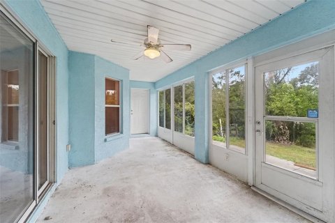 House in Spring Hill, Florida 2 bedrooms, 111.48 sq.m. № 2324240 - photo 23