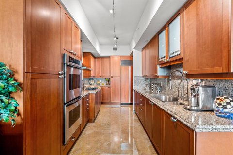 Copropriété à vendre à Hillsboro Beach, Floride: 2 chambres, 207.17 m2 № 2387795 - photo 17