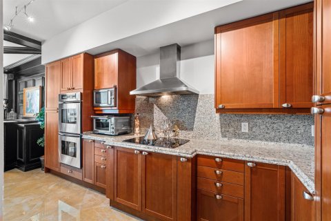 Copropriété à vendre à Hillsboro Beach, Floride: 2 chambres, 207.17 m2 № 2387795 - photo 15