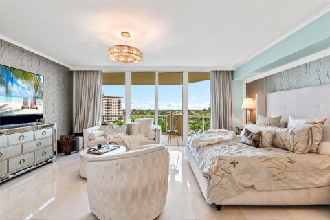 Copropriété à vendre à Hillsboro Beach, Floride: 2 chambres, 207.17 m2 № 2387795 - photo 20