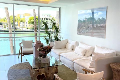 Купить кондоминиум в Майами-Бич, Флорида 2 спальни, 90.12м2, № 1983916 - фото 26