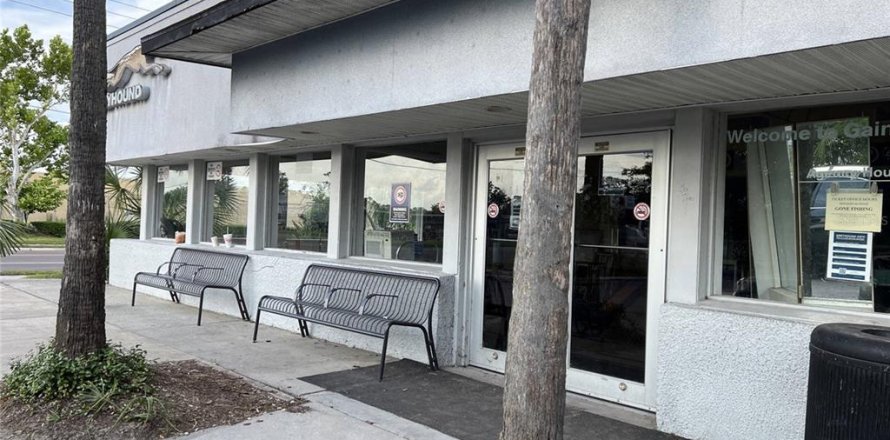 Propiedad comercial en Gainesville, Florida 223.43 m2 № 1812582