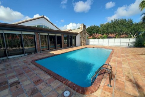 Casa en venta en Miami, Florida, 7 dormitorios, 383.97 m2 № 2171060 - foto 20