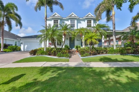 House in Apollo Beach, Florida 4 bedrooms, 343.65 sq.m. № 2114300