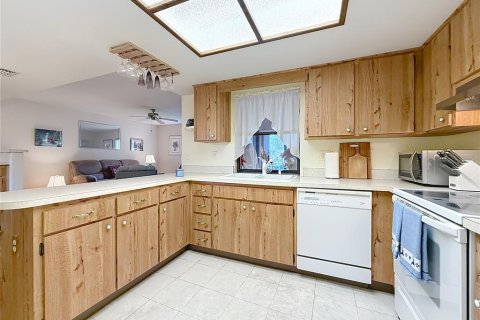 Купить кондоминиум в Клируотер, Флорида 5 комнат, 74.79м2, № 1634859 - фото 11