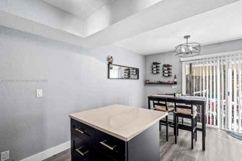 Condo in Boynton Beach, Florida, 2 bedrooms  № 1506734 - photo 6