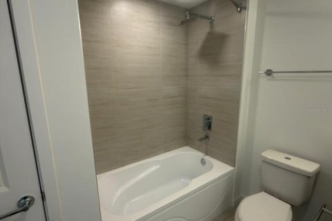 Copropriété à louer à Orlando, Floride: 2 chambres, 106.84 m2 № 2419830 - photo 14
