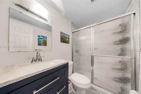 Condo in Miami, Florida, 1 bedroom № 2152963 - photo 10