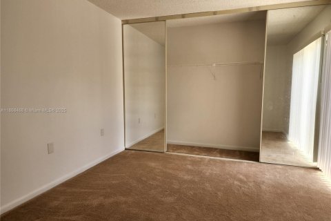 Adosado en alquiler en West Palm Beach, Florida, 2 dormitorios, 114.83 m2 № 1897566 - foto 4