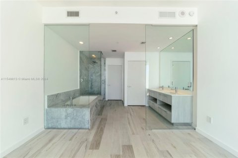 Купить кондоминиум в Майами, Флорида 1 спальня, 87.33м2, № 2023104 - фото 11