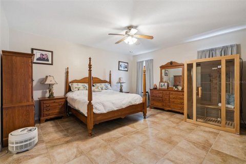 Villa ou maison à vendre à Winter Garden, Floride: 5 chambres, 301.84 m2 № 2197607 - photo 25
