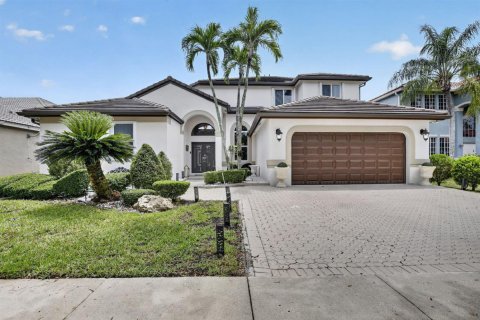 Casa en Weston, Florida 5 dormitorios, 274.99 m2 № 2175523