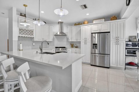 Casa en venta en Weston, Florida, 5 dormitorios, 274.99 m2 № 2175523 - foto 2
