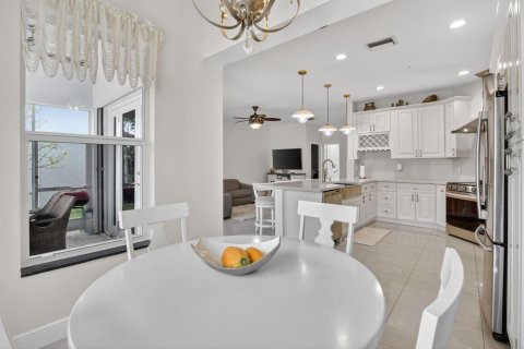 Casa en venta en Weston, Florida, 5 dormitorios, 274.99 m2 № 2175523 - foto 9