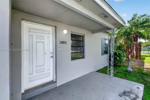 Villa ou maison à vendre à Miami, Floride: 4 chambres, 107.4 m2 № 2244380 - photo 4