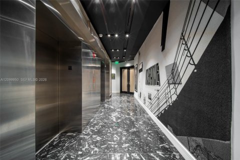 Copropriété à vendre à Miami, Floride: 3 chambres, 311.87 m2 № 2414279 - photo 5