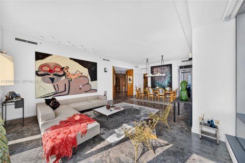 Copropriété à vendre à Miami, Floride: 3 chambres, 311.87 m2 № 2414279 - photo 7