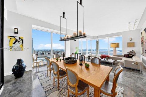Copropriété à vendre à Miami, Floride: 3 chambres, 311.87 m2 № 2414279 - photo 10