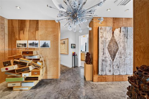 Copropriété à vendre à Miami, Floride: 3 chambres, 311.87 m2 № 2414279 - photo 11