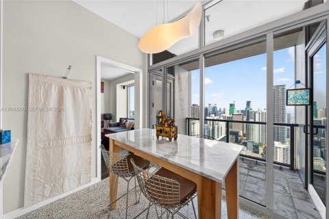 Copropriété à vendre à Miami, Floride: 3 chambres, 311.87 m2 № 2414279 - photo 16