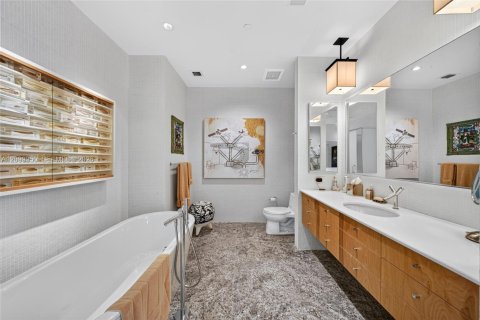 Copropriété à vendre à Miami, Floride: 3 chambres, 311.87 m2 № 2414279 - photo 28