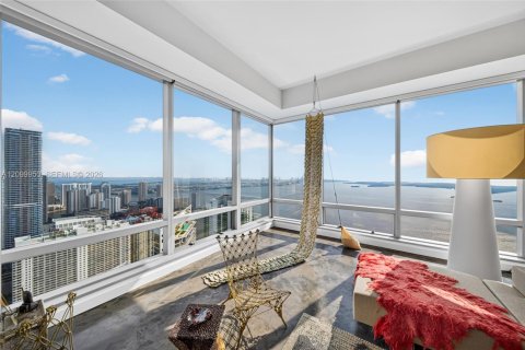 Copropriété à vendre à Miami, Floride: 3 chambres, 311.87 m2 № 2414279 - photo 2