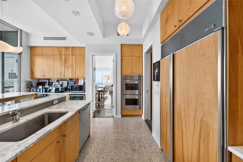 Copropriété à vendre à Miami, Floride: 3 chambres, 311.87 m2 № 2414279 - photo 15