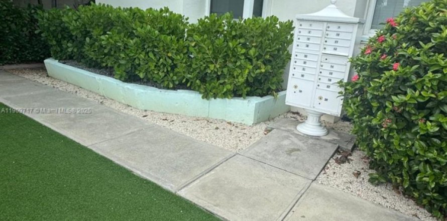 Studio à Miami Beach, Floride № 1965383