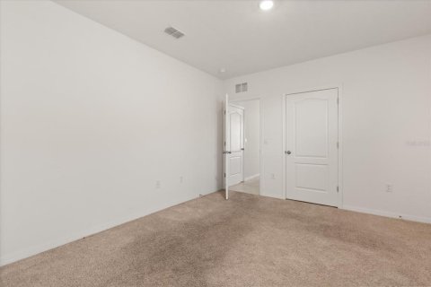 Casa en venta en Clermont, Florida, 4 dormitorios, 260.96 m2 № 1870237 - foto 16