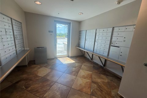 Copropriété à louer à Sunrise, Floride: 3 chambres, 143.63 m2 № 1959943 - photo 11