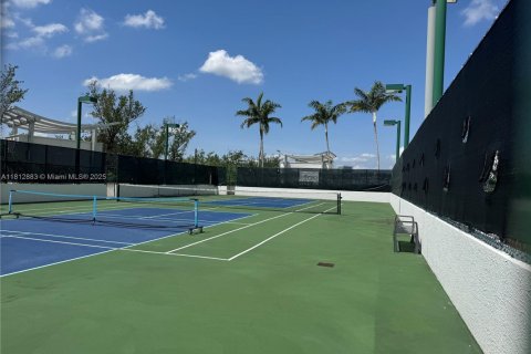 Copropriété à louer à Sunrise, Floride: 3 chambres, 143.63 m2 № 1959943 - photo 5