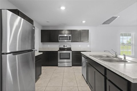 Villa ou maison à vendre à Cape Coral, Floride: 3 chambres, 129.97 m2 № 2421743 - photo 11