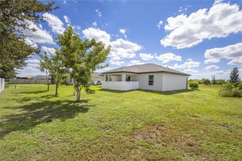 Villa ou maison à vendre à Cape Coral, Floride: 3 chambres, 129.97 m2 № 2421743 - photo 25