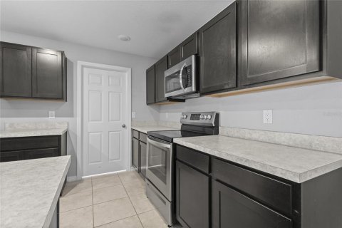 Villa ou maison à vendre à Cape Coral, Floride: 3 chambres, 129.97 m2 № 2421743 - photo 10