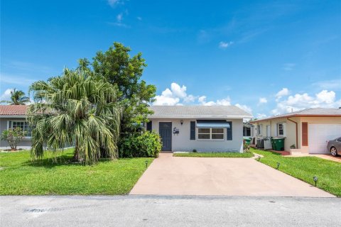 Casa en venta en Tamarac, Florida, 2 dormitorios, 112.97 m2 № 1955751 - foto 13