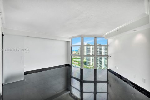 Купить кондоминиум в Авентура, Флорида 3 спальни, 197.88м2, № 2186428 - фото 25