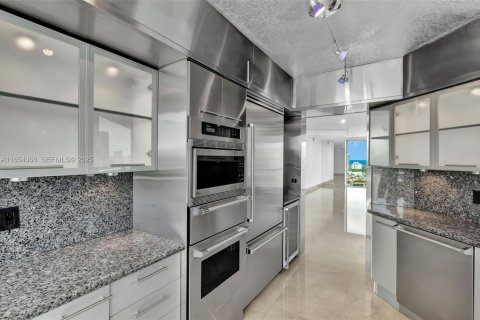 Купить кондоминиум в Авентура, Флорида 3 спальни, 197.88м2, № 2186428 - фото 24