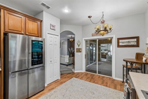 House in Poinciana, Florida 2 bedrooms, 146.23 sq.m. № 2110630 - photo 14