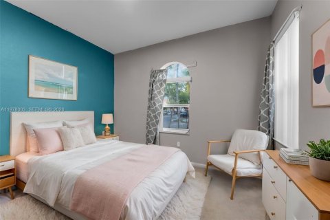 Купить виллу или дом в Хомстед, Флорида 4 спальни, 117.06м2, № 2046442 - фото 21