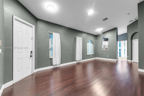 Купить виллу или дом в Хомстед, Флорида 4 спальни, 117.06м2, № 2046442 - фото 11