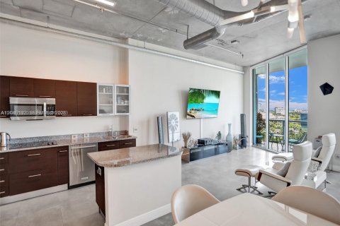 Condo in Aventura, Florida, 1 bedroom № 2145943 - photo 10