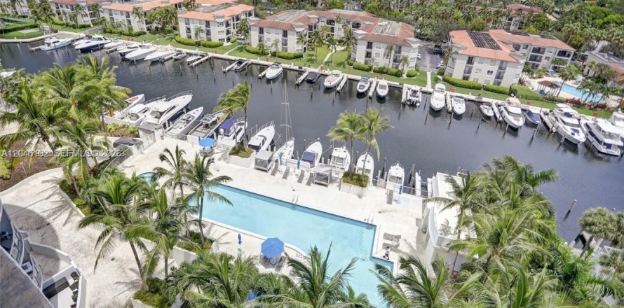 Condo in Aventura, Florida, 1 bedroom № 2145943