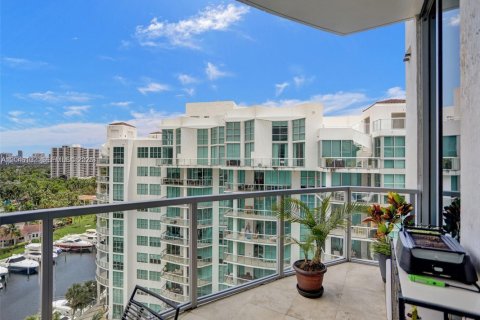Condo in Aventura, Florida, 1 bedroom № 2145943 - photo 28