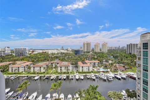 Condo in Aventura, Florida, 1 bedroom № 2145943 - photo 30