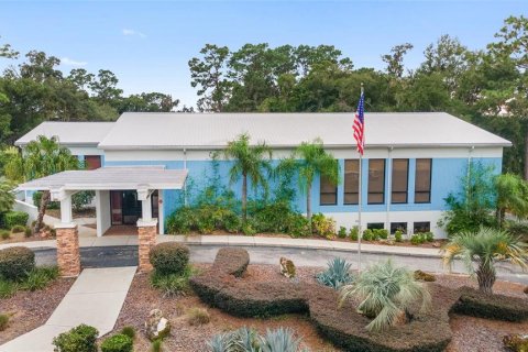 House in Dunnellon, Florida 3 bedrooms, 190.17 sq.m. № 2140178 - photo 2
