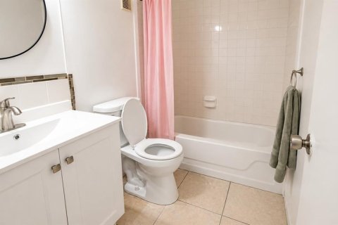 Copropriété à vendre à Daytona Beach, Floride: 1 chambre, 65.96 m2 № 2095487 - photo 13