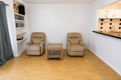 Copropriété à vendre à Daytona Beach, Floride: 1 chambre, 65.96 m2 № 2095487 - photo 4