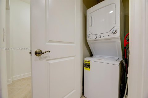 Copropriété à vendre à Weston, Floride: 2 chambres, 119.19 m2 № 2005256 - photo 20