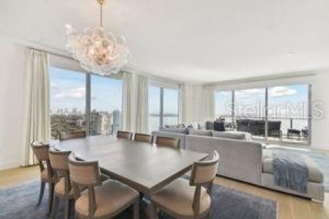 Condominio en venta en Tampa, Florida, 4 dormitorios, 269.04 m2 № 1561405 - foto 13